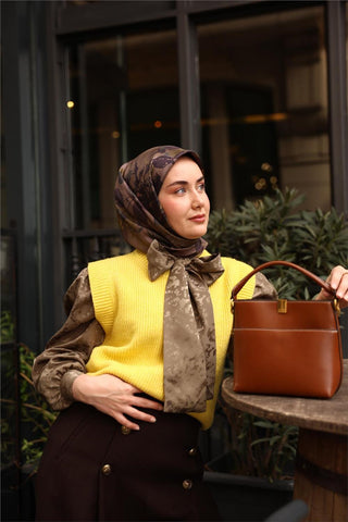 Twill İpek Eşarp Vizon-Asit Çiçek Desenli Kaymaz Tok Duruşlu 90X90