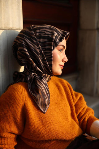 Twill İpek Eşarp Vizon Acı Kahve Çizgili Tok Duruşlu 90X90