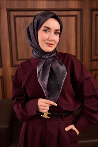 Twill İpek Eşarp Koyu Yeşil-Mor Çiçek Desenli Tok Duruşlu Kaymaz 90X90