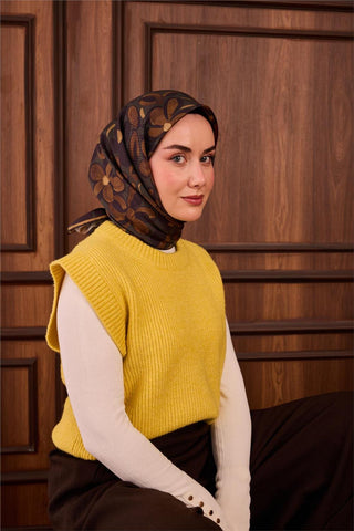 Twill İpek Eşarp Yeşil Hardal Kehribar Papatya Desenli Tok Duruşlu 90X90