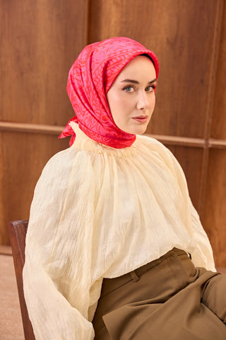 Twill İpek Mandala Eşarp Bayrak Kırmızısı 90x90