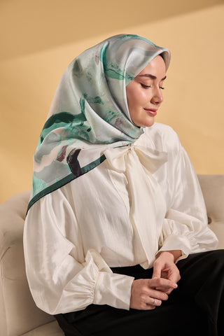 Twill İpek Petal Eşarp Orman Yeşili 90x90 - Twill İpek Eşarp - | Silk Home