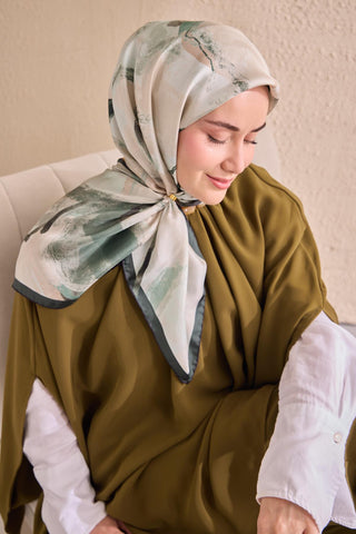 Twill İpek Petal Eşarp Zümrüt 90x90 - Twill İpek Eşarp - | Silk Home