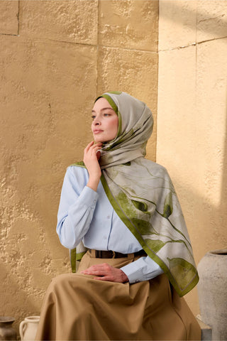 Polyester Velina Shawl, Green-Gray Patterned, Shiny Textured, Lightweight, 190x70 cm