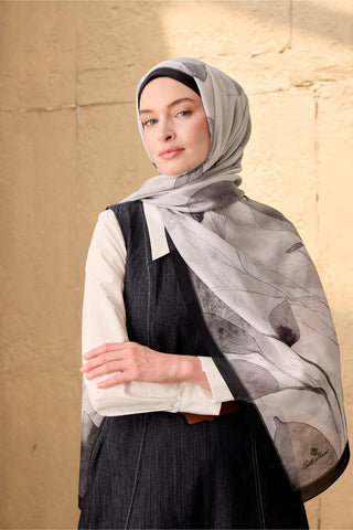 Polyester Velina Şal Siyah-Gri-Gümüş Desenli Parlak Dokulu Hafif 190X70