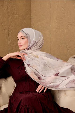 Polyester Velina Şal Gri-Gümüş Mor Yeşil Geçişli İpeksi Dokulu Hafif Yapılı
                70X190