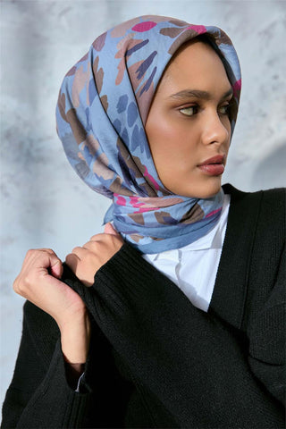 Viskon Velora Karışımlı Eşarp Karolina Mavi-Bebe Mavi Tonlu Desenli Tok Duruşlu
                90X90