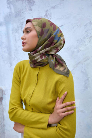Viscose Velour Blend Scarf, Dark Green-Burgundy Toned Pattern, Firm Structure, 90x90 cm.