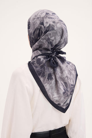 Velora Eşarp Fırça Çiçek Desen Siyah 90X90 - Velora Eşarp - | Silk Home