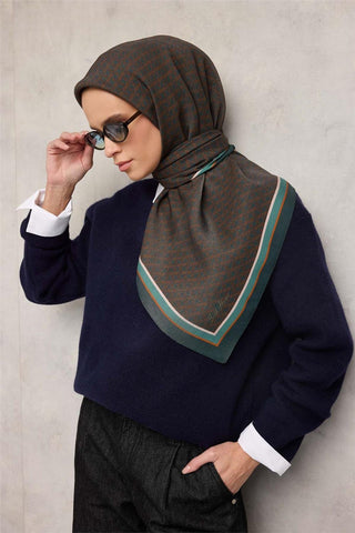 Viskon Aura Eşarp Zümrüt Yeşili Zincir Desenli Tok Duruşlu 90X90