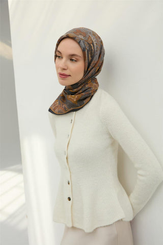 Viskon Velora Eşarp Antrasit-Hardal Desenli Kaymaz Tok Duruşlu 90X90 - Velora Eşarp - | Silk Home