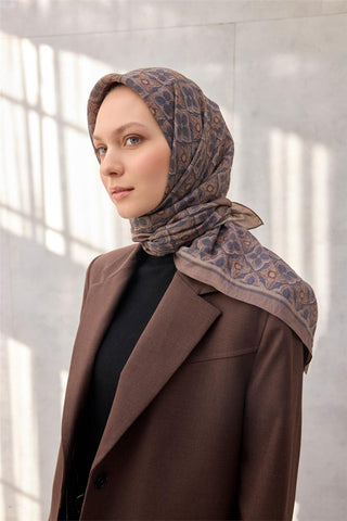 Viskon Velora Eşarp Yonca Desenli Gri Vizon Tonlu Tok Duruşlu 90X90 - Velora Eşarp - | Silk Home