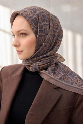 Viskon Velora Eşarp Yonca Desenli Gri Vizon Tonlu Tok Duruşlu 90X90 - Velora Eşarp - | Silk Home