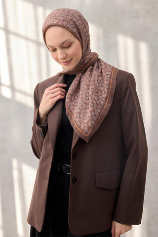 Viscose Velora Scarf, Powder Pink, Mink, Clover Pattern, Firm Structure, 90x90 cm.