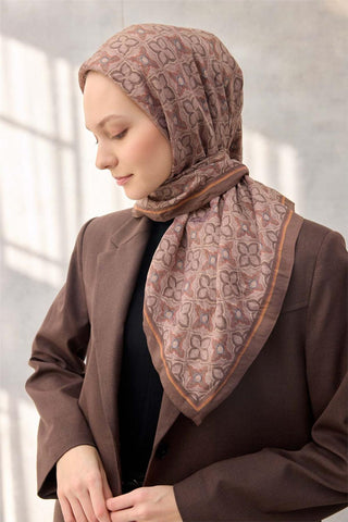 Viscose Velora Scarf, Powder Pink, Mink, Clover Pattern, Firm Structure, 90x90 cm.