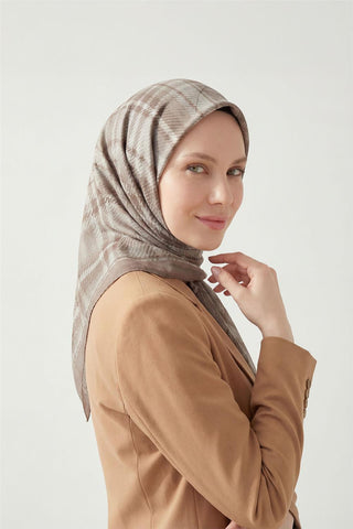 Viskon Velora Eşarp Dört Mevsim Ekose Desen Latte 90X90 - Velora Eşarp - | Silk Home