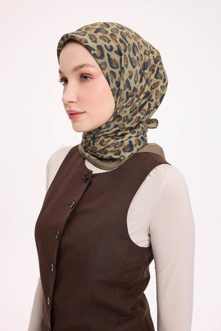 Viscose Velora Scarf, Four Seasons Kilim Pattern, Light Gray, 90x90 cm 