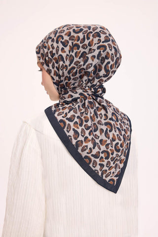 Viskon Velora Eşarp Dört Mevsim Leopar Desen Krem 90X90 - Velora Eşarp - | Silk Home