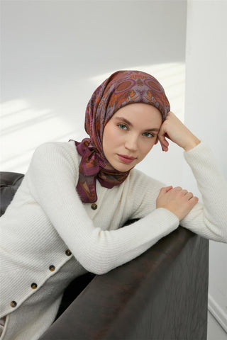 Viskon Velora Eşarp Mürdüm Çok Renkli Desenli Tok Duruşlu 90X90 - Velora Eşarp - | Silk Home