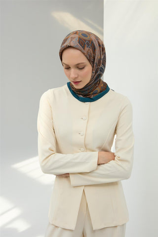 Viskon Velora Eşarp Petrol Yeşil-Hardal Desenli Kaymaz Tok Duruşlu 90X90 - Velora Eşarp - | Silk Home