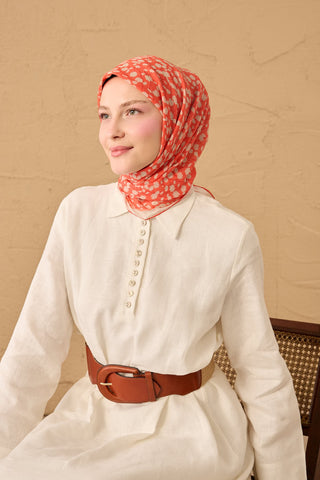 Yaz Esintisi Ditsy Floral Narçiçeği