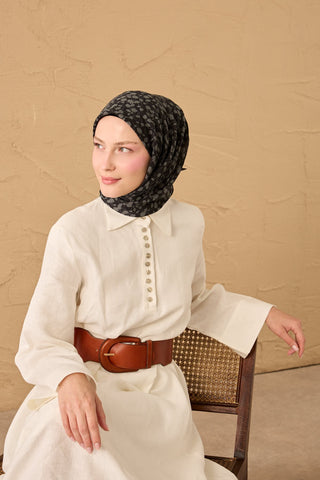 Yaz Esintisi Ditsy Floral Siyah